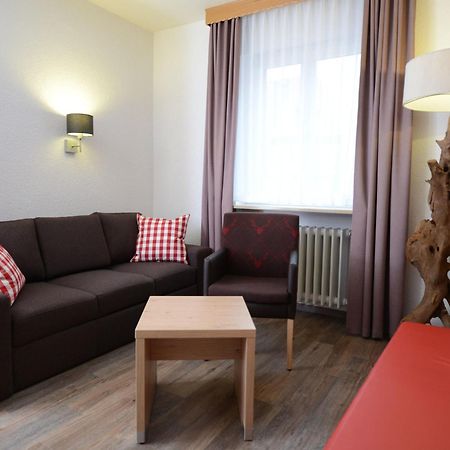 Land-Gut Hotel Zum Loewen Garni Marktheidenfeld Kamer foto