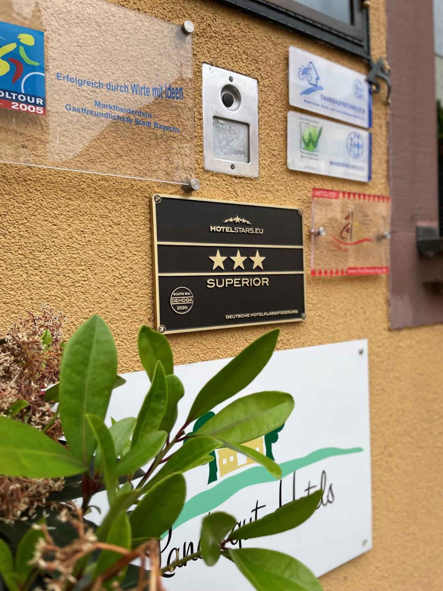 Land-Gut Hotel Zum Loewen Garni Marktheidenfeld Buitenkant foto