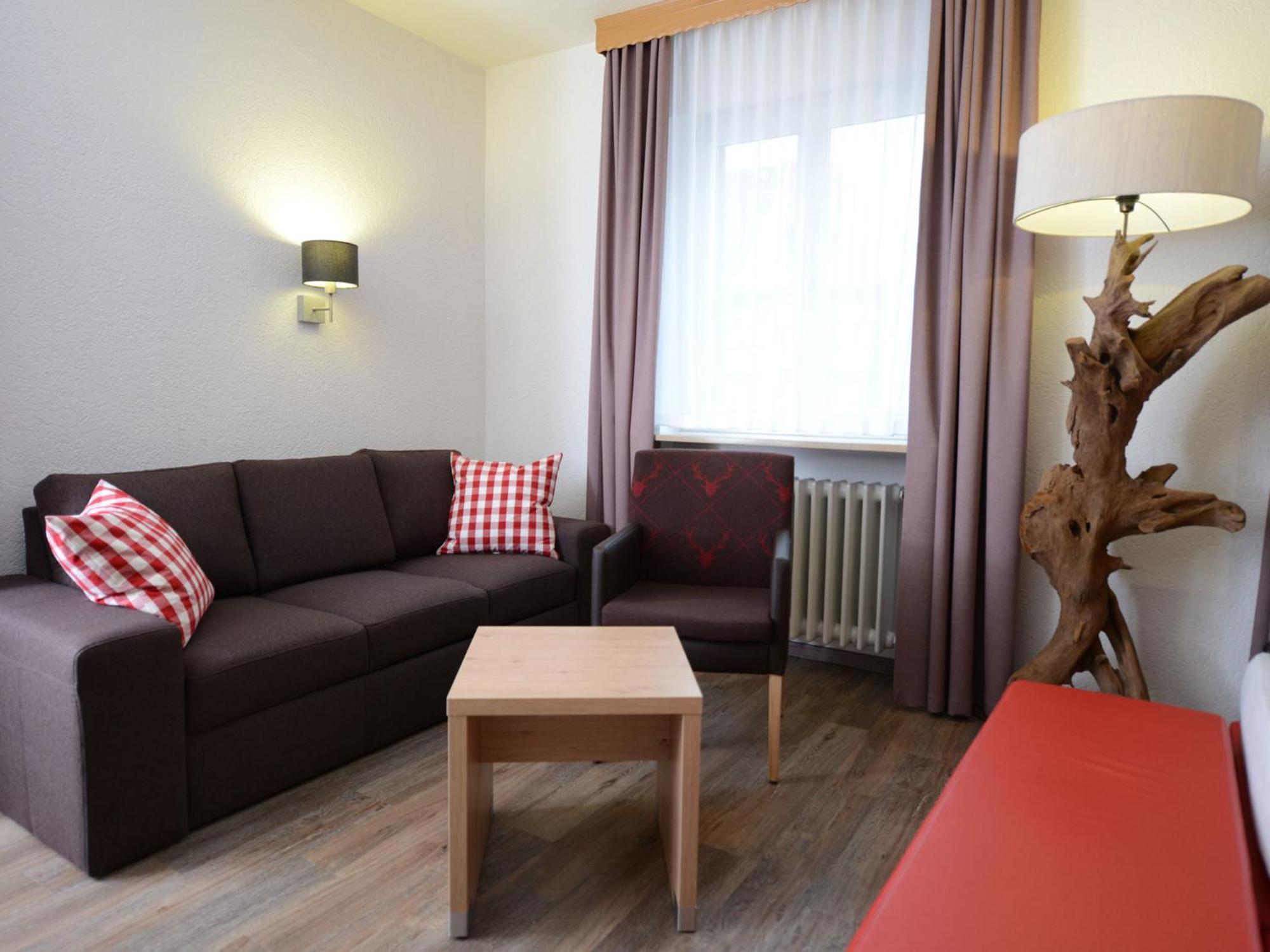Land-Gut Hotel Zum Loewen Garni Marktheidenfeld Kamer foto